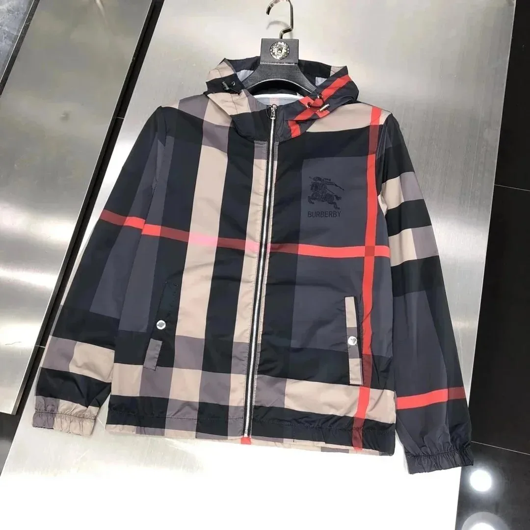 Streetwear Apparel — QC