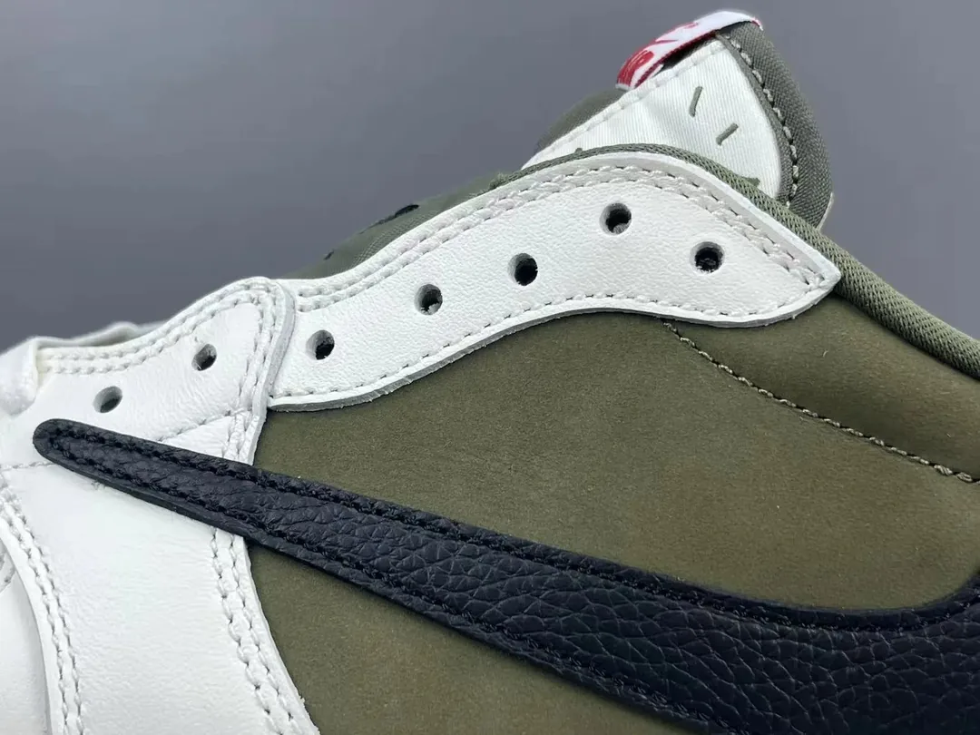 Air Jordan 1 Low Olive — Photo 11