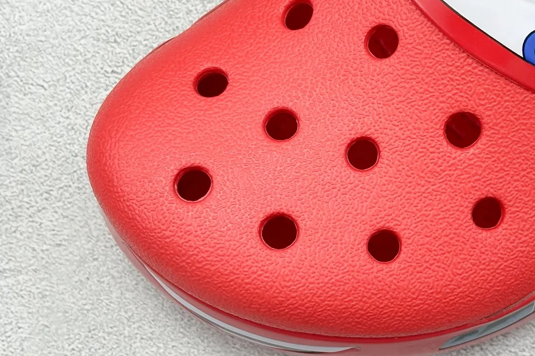 Crocs Classic Clog Off-White Pink Racing Sneakers — photo 8