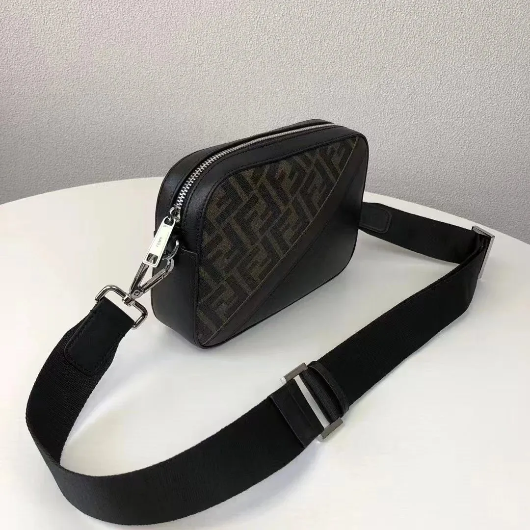 Fendi Leather Handbag — photo 2