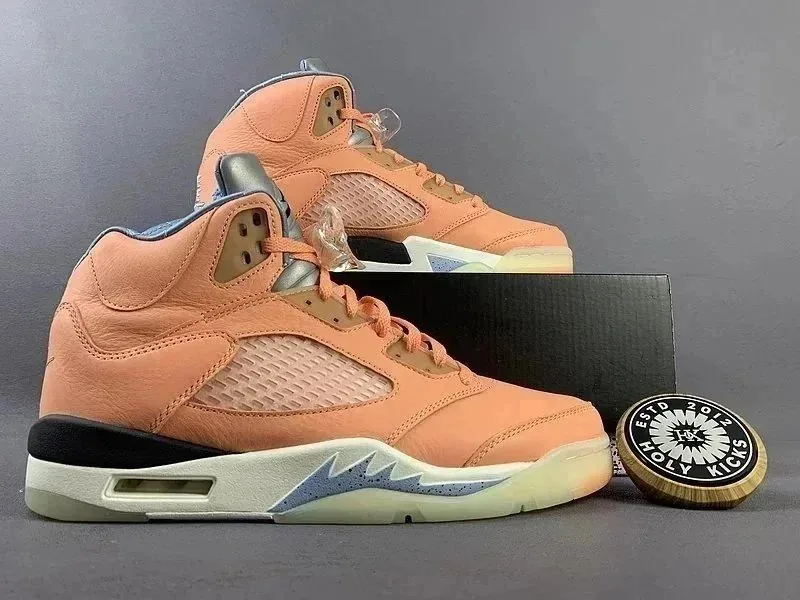 Jordan 5 Black Court Trainers — Photo 3