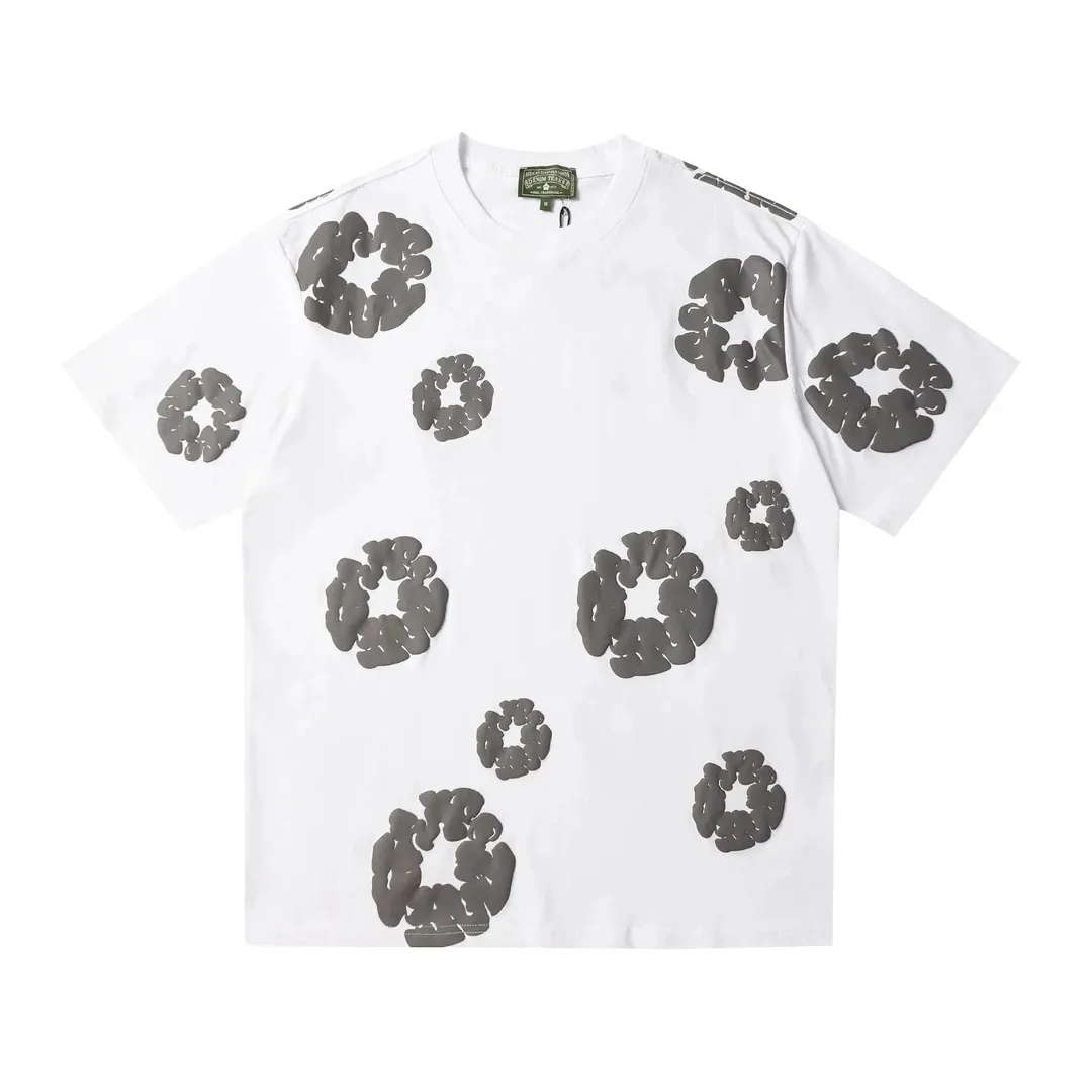 Tee And Shorts Set — Photo 13