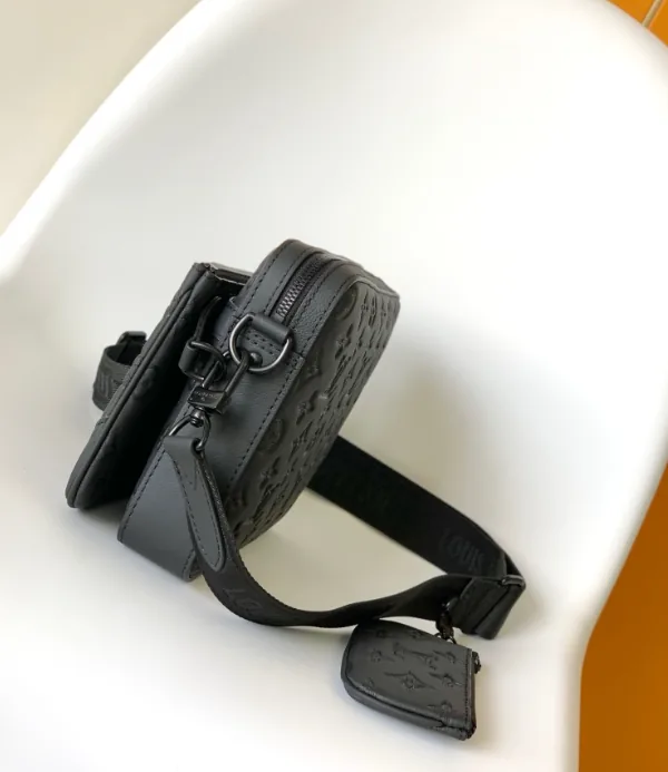 Louis Vuitton Trio Messenger Bag — photo 2
