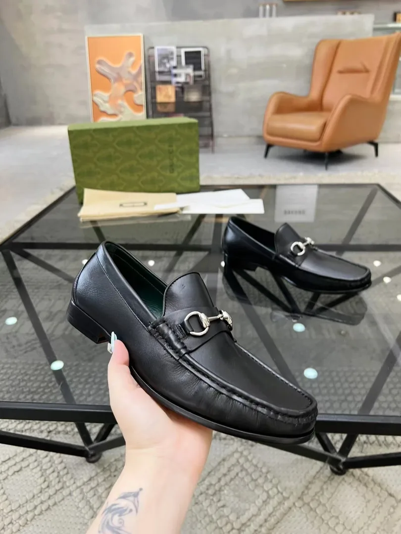 Gucci Horsebit Loafer White Driving Loafers — Photo 2