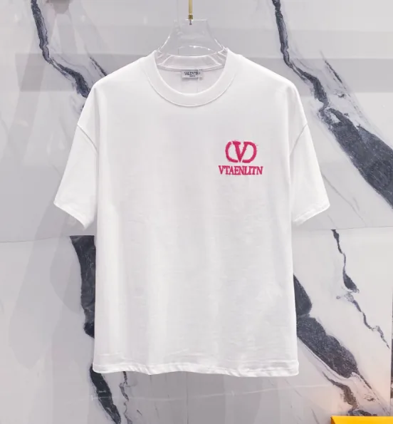 Short-Sleeve Tee — Photo 11
