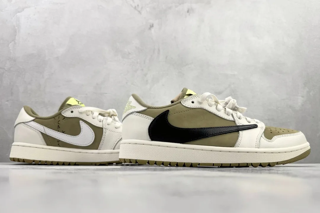 Travis Scott Air Jordan 1 Golf — photo 6