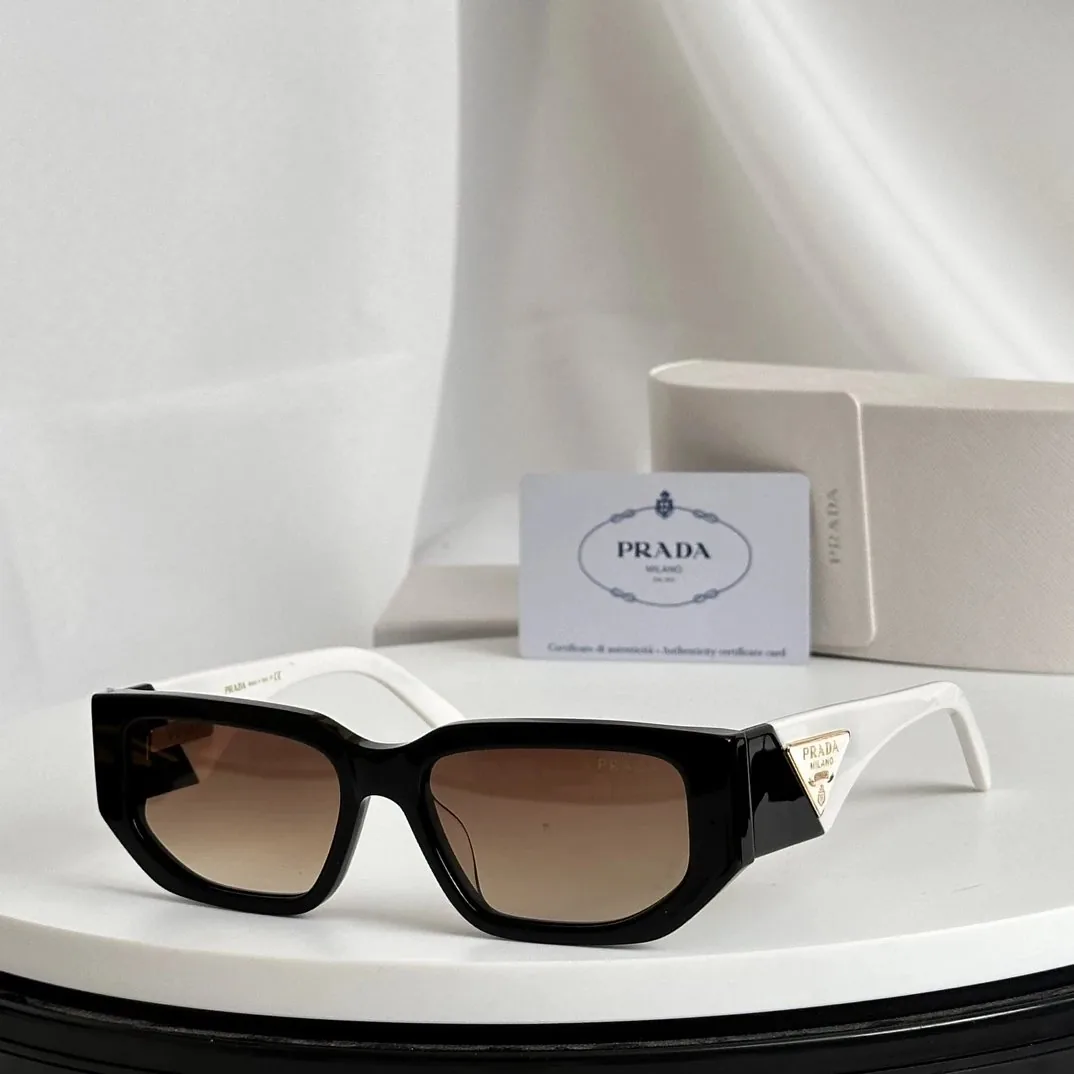 Prada Sunglasses PR09ZS — Photo 13