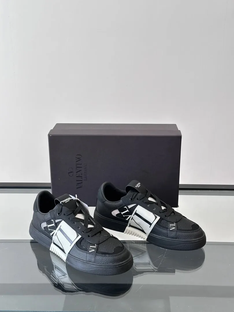 Valentino VL7N Grey Leather Loafers — Photo 5