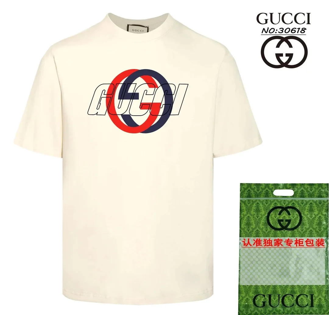 Gucci Print T-Shirt — Photo 15