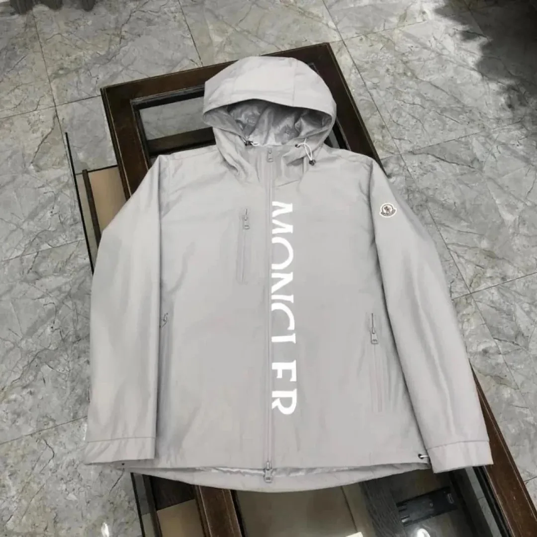 Streetwear Jacket — QC