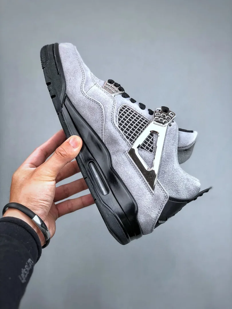 Air Jordan 4 Frozen Moments — photo 12