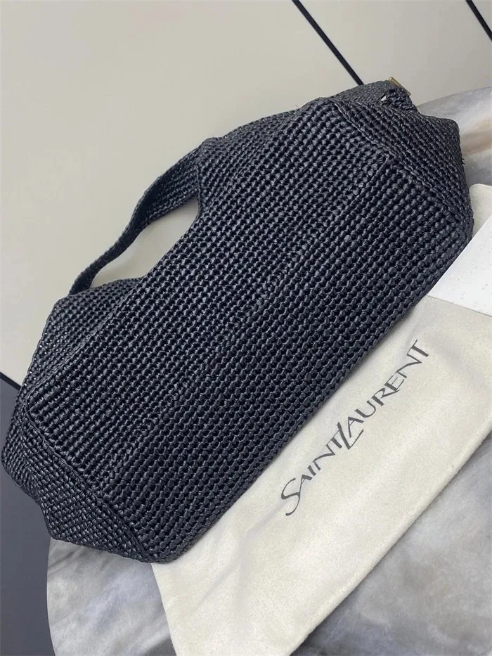 Saint Laurent Leather Shoulder Bag — photo 7