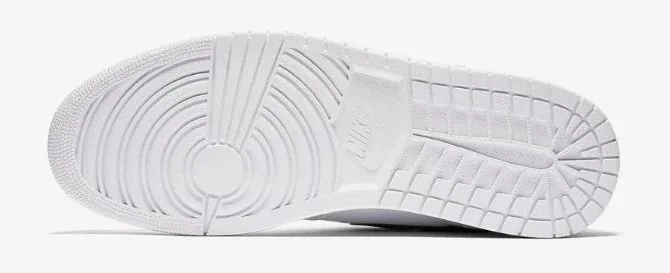 Air Jordan 1 High Yin-Yang — photo 12