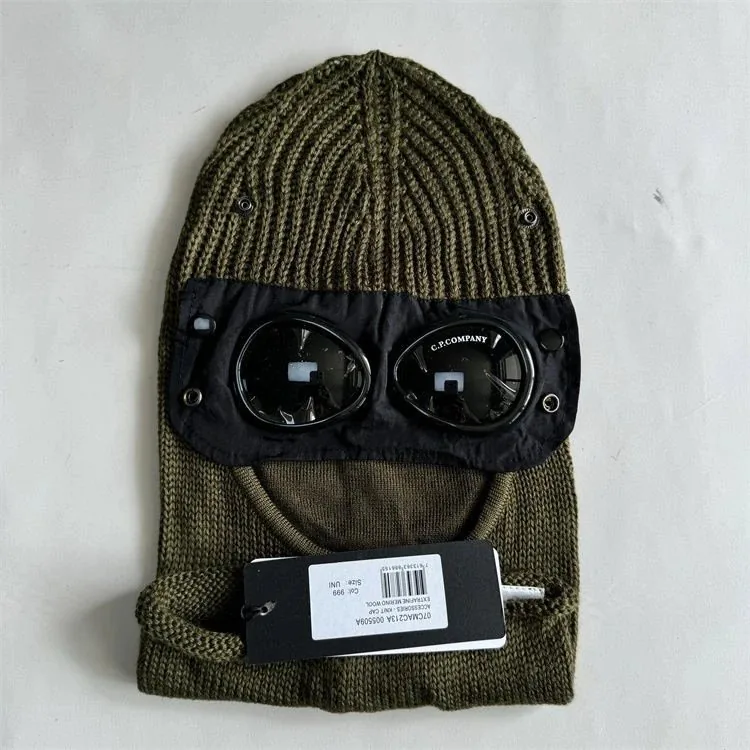 CP Company Goggle Beanie — Photo 10