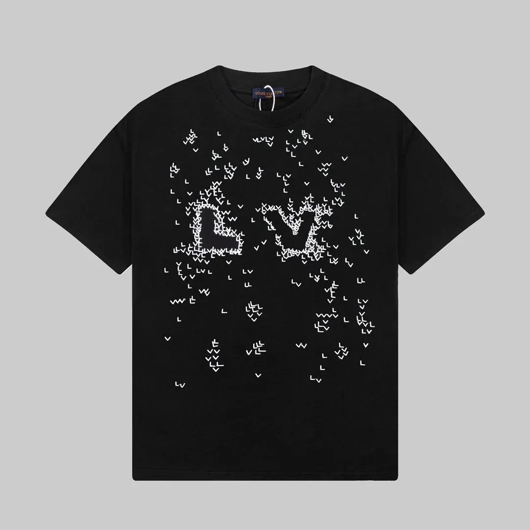 Louis Vuitton Monogram Print T-Shirt — photo 4