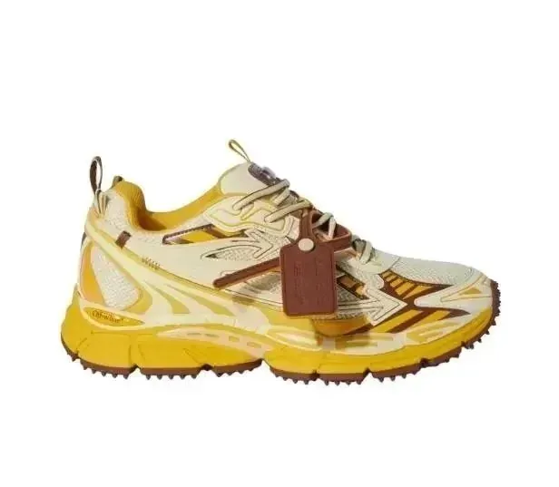 Balenciaga Runner Be Right Back Runners — Photo 5