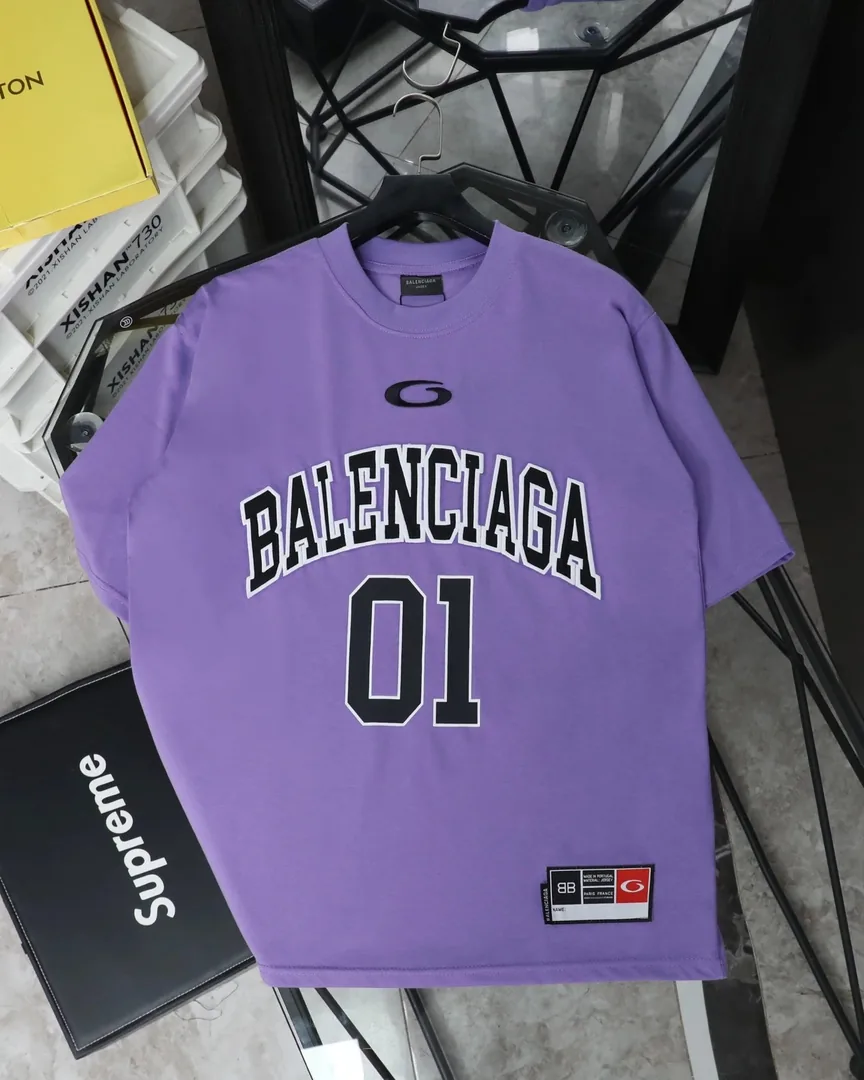 Jacket And Tee Set — Photo 4