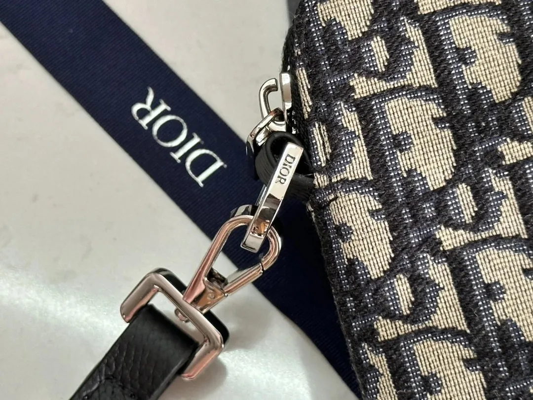 Dior Leather Clutch Bag — QC