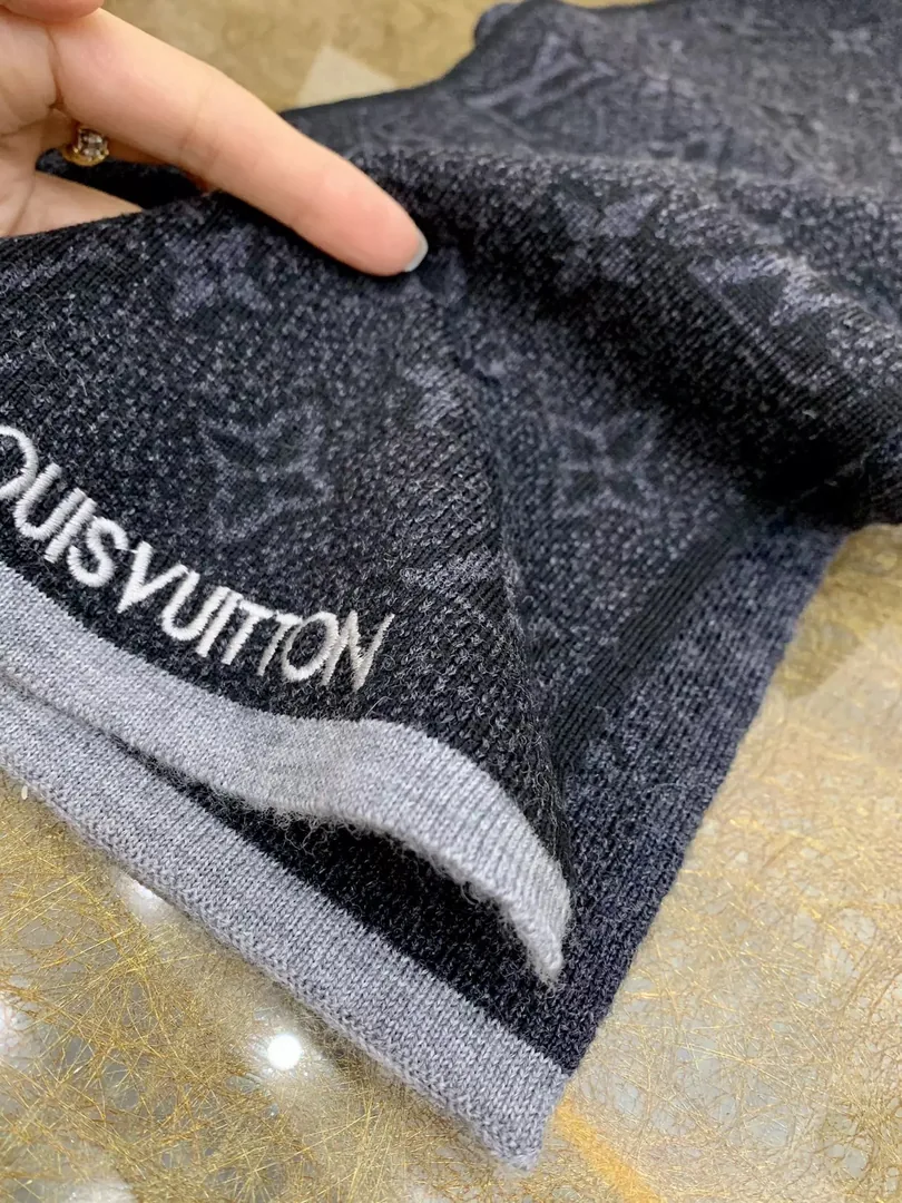 Wool Monogram Eclipse Scarf — QC