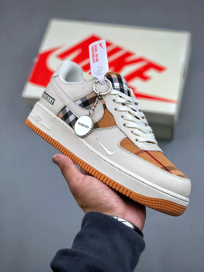 Nike Air Force 1 '07 Low Collaboration — photo 2