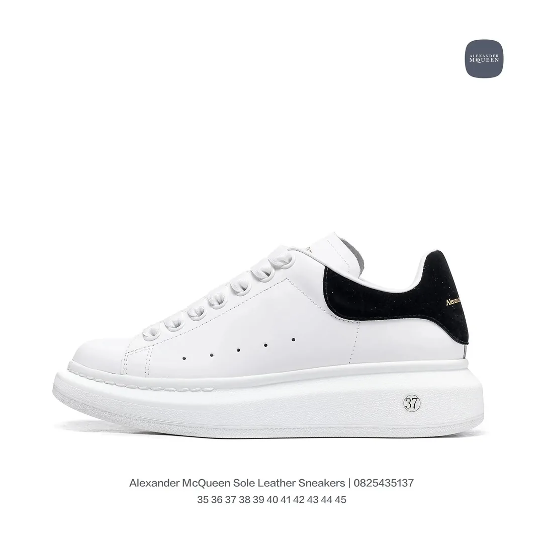 Alexander McQueen Oversized Sneaker White Low-Top Runners — Photo 3