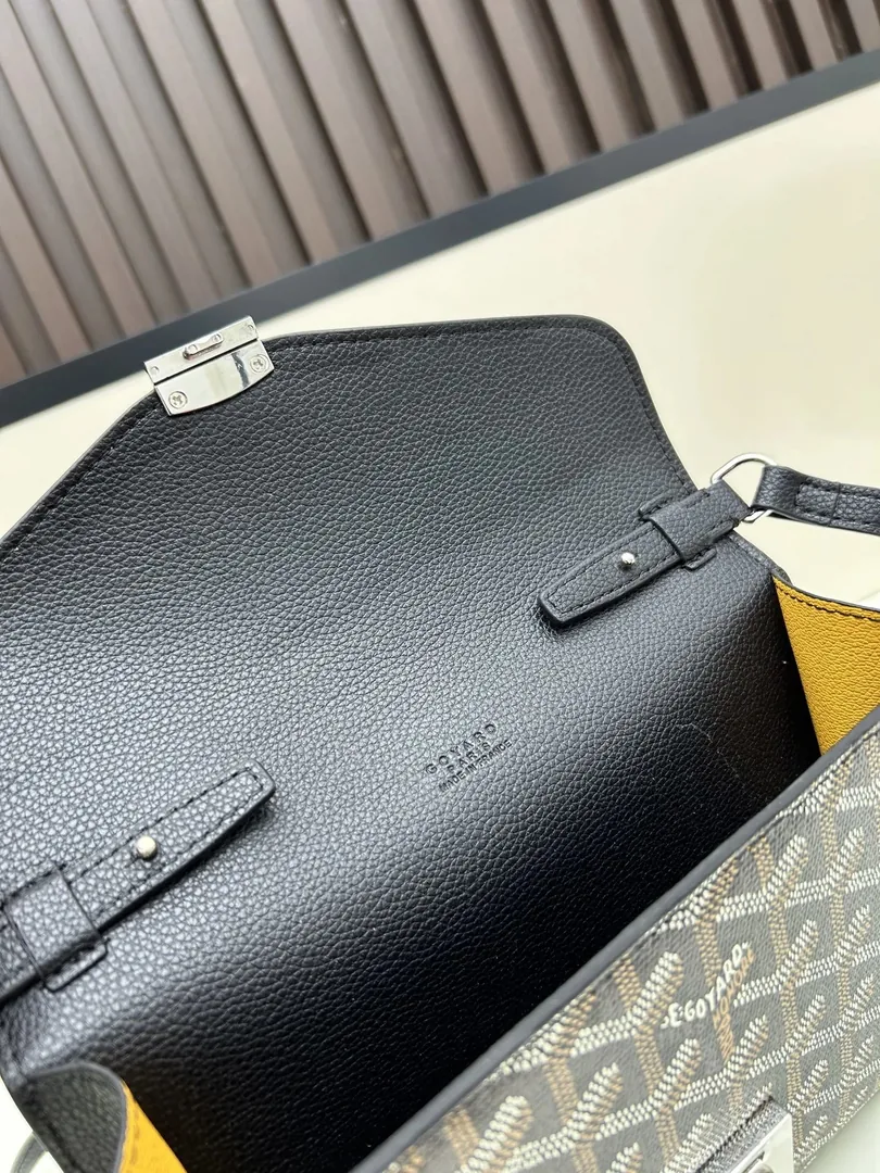 Goyard Chypre Bag — photo 8