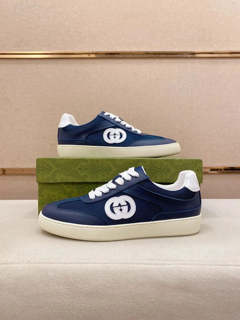 Gucci Round-Toe Low-Top Sneakers — photo 8