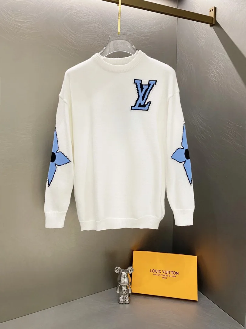 Clover Sleeve Logo Knit Crewneck Sweater — QC
