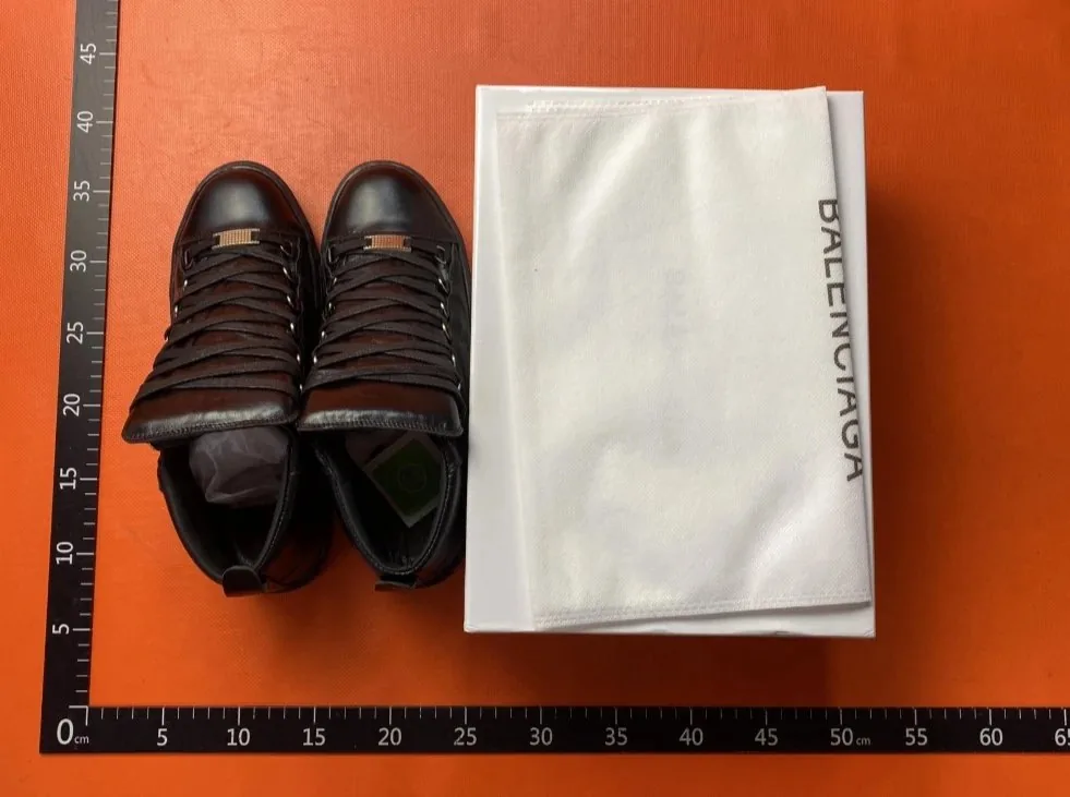 Balenciaga Arena Black Leather Sneakers — Photo 13