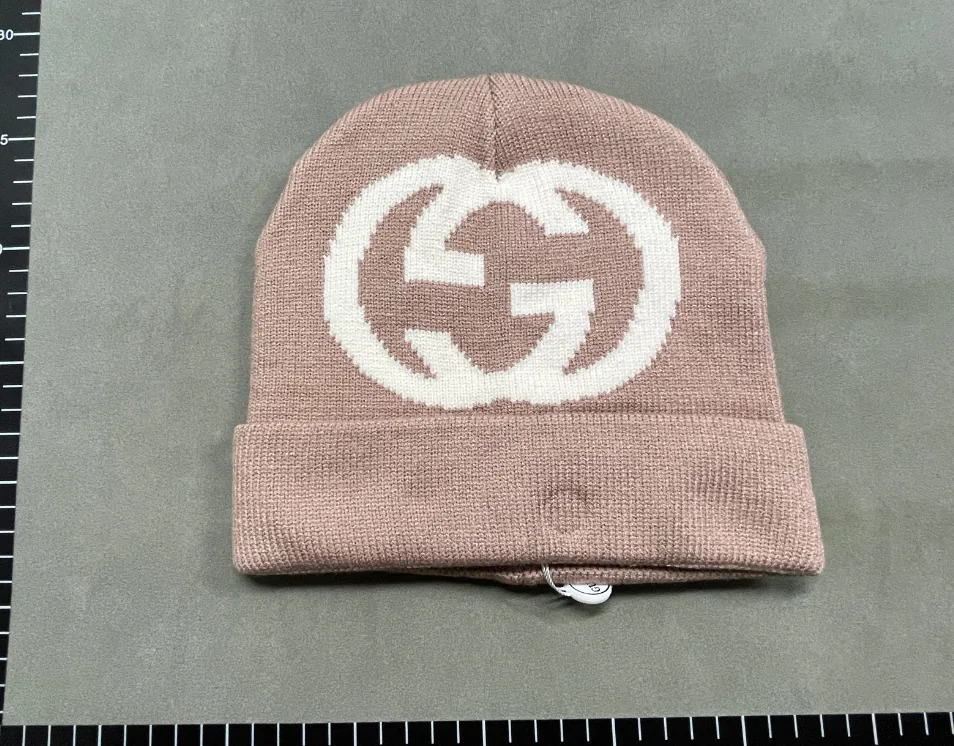 Warm Beanie — Photo 8