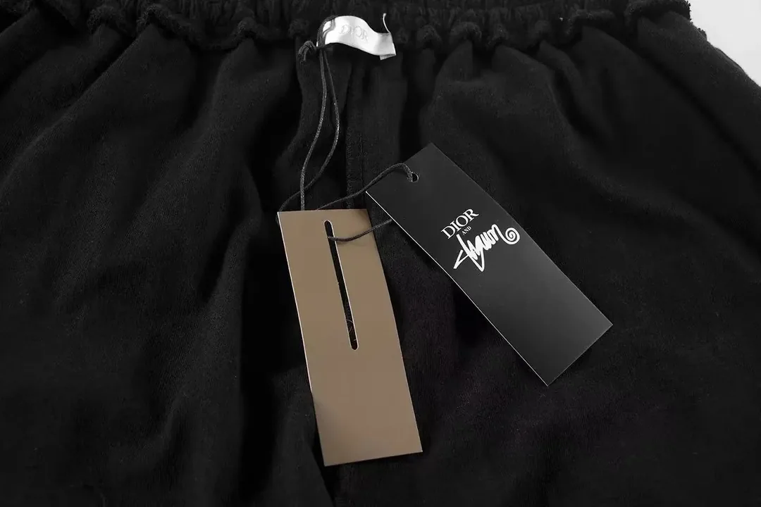 Shorts — QC