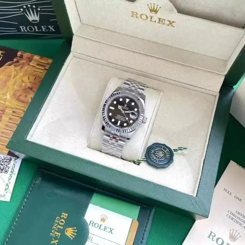 Rolex Submariner Green Bezel Watch — Photo 7