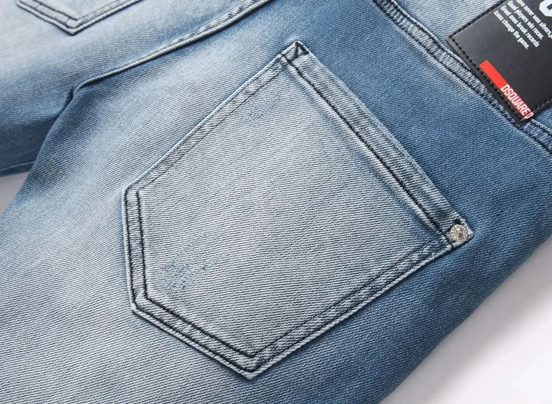 Amiri Distressed Denim Shorts Collection — QC