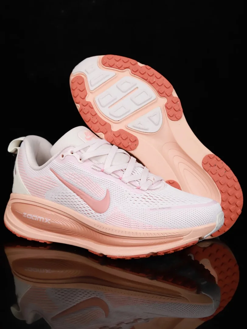Nike ZoomX Running Shoes — photo 10