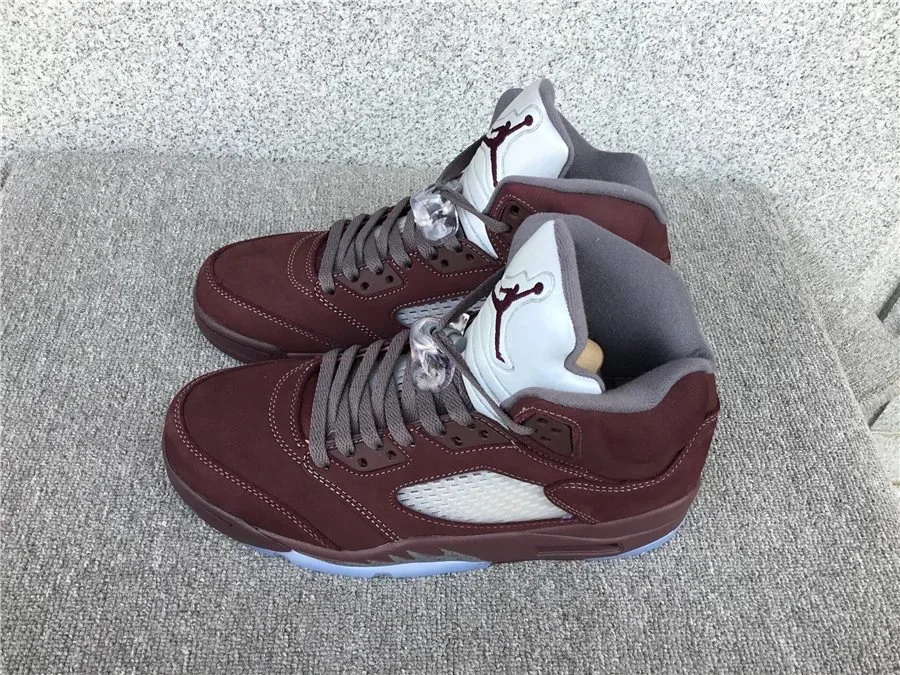 Jordan 5 White Court Sneakers — Photo 7