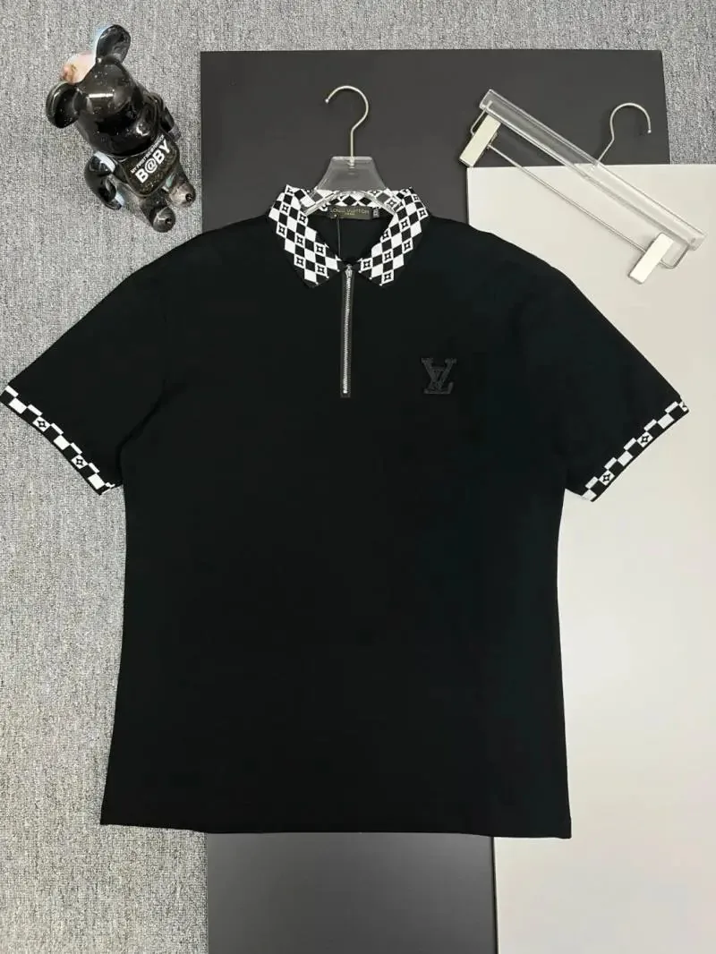 T-Shirt — Photo 3