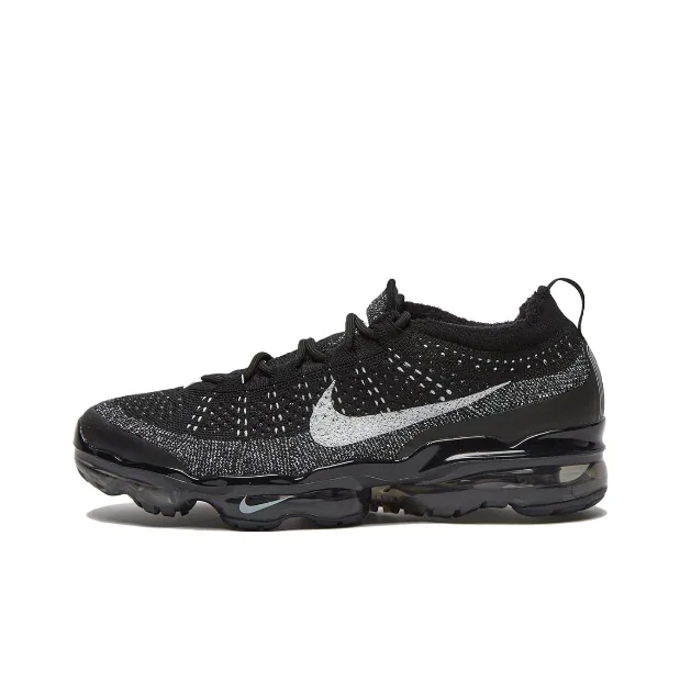 Nike Air VaporMax Black Sneakers — Photo 3