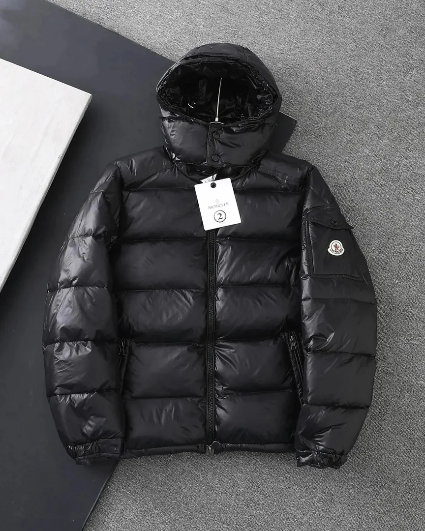 Moncler Down Jacket — Photo 4