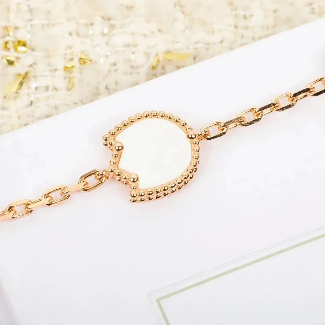 Van Cleef Arpels Necklace Gift Box — photo 3