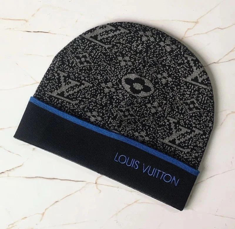 Gucci GG Monogram Knit Beanie Collection — photo 8
