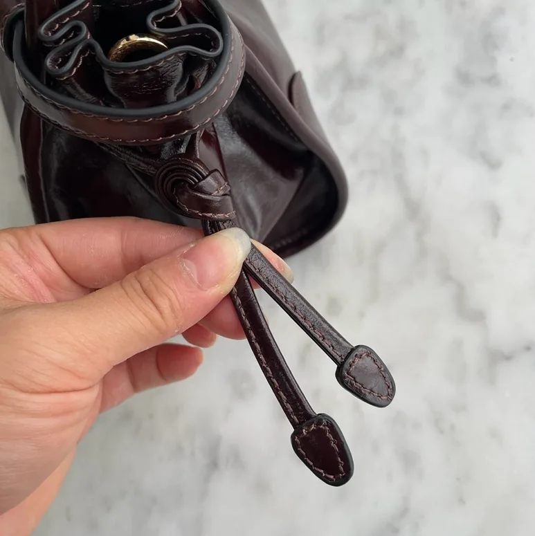 Bonnie Leather Handbag — Zdjęcie 15