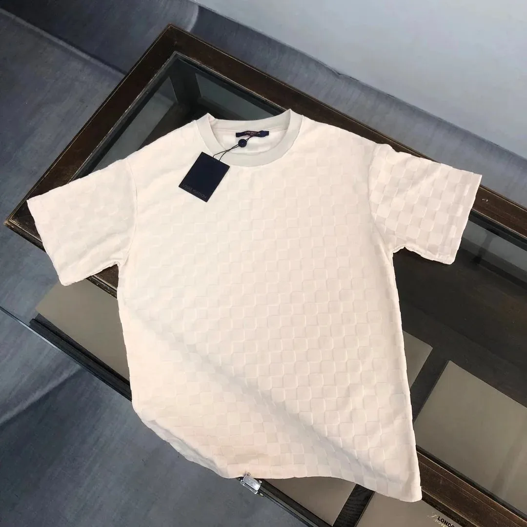 Louis Vuitton Monogram Jacquard T-Shirt Collection — Photo 9