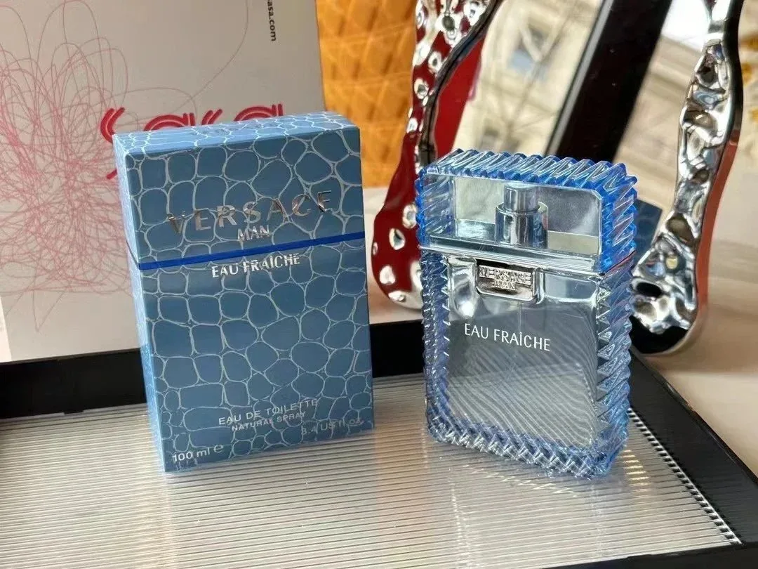 Versace Women's Perfume — Photo 6