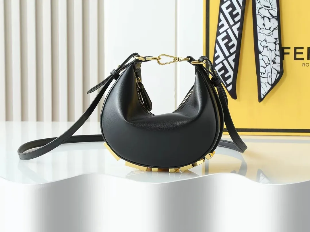 Fendi Leather Bag — QC