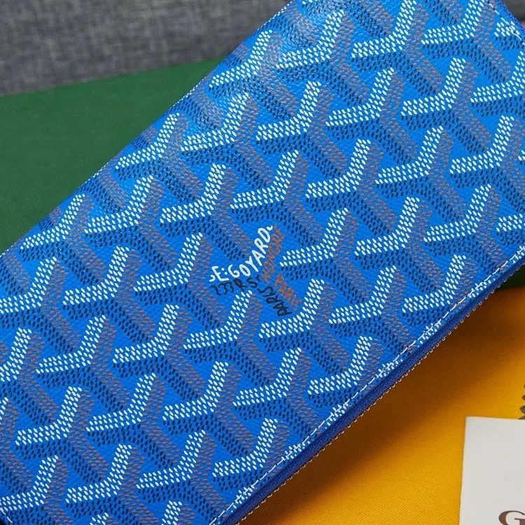 Goyard Leather Long Wallet — photo 12