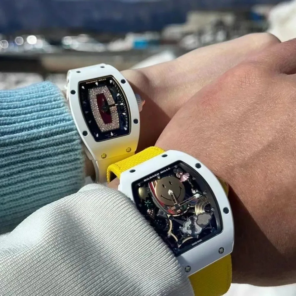Skeleton Smiley Barrel Watch — Photo 7