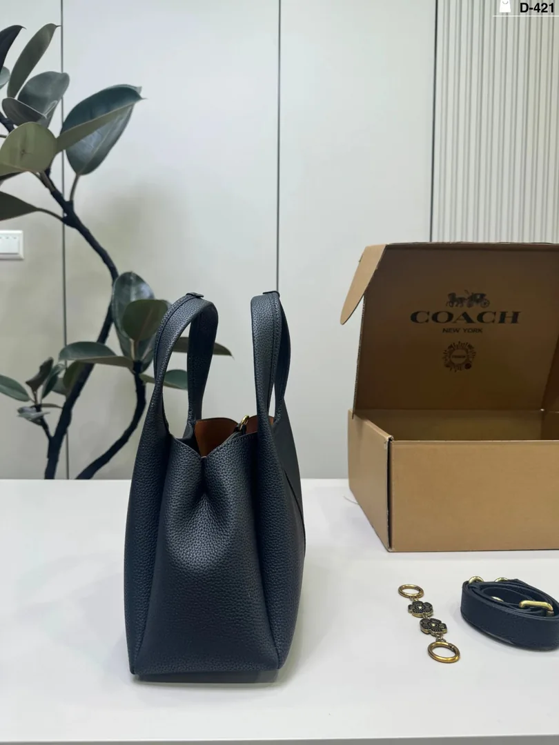 Celine Lana Basket Bag — Photo 7