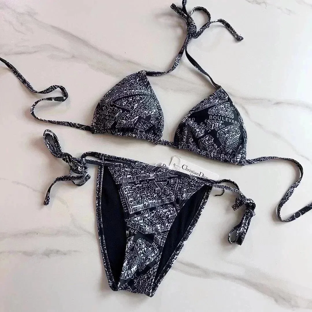 Swimsuit — Photo 6