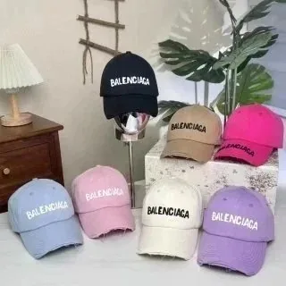 Balenciaga Logo Embroidered Baseball Cap — Photo 2