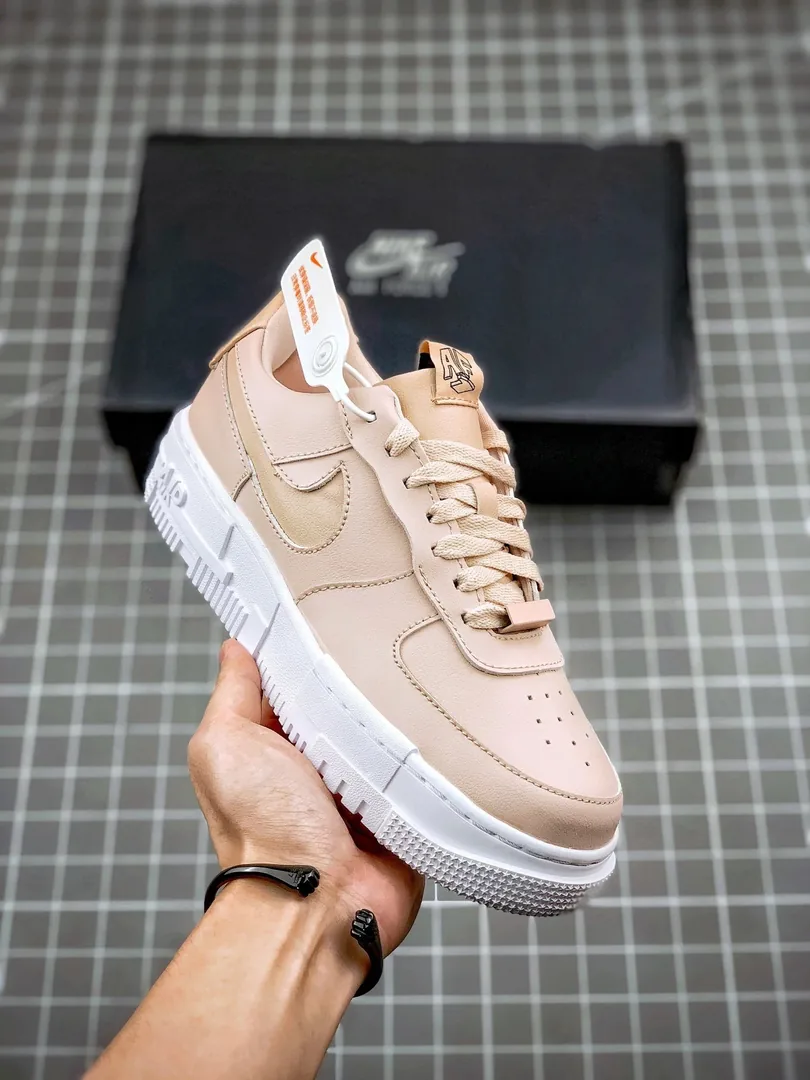 Nike Air Force 1 Pixel — Photo 5